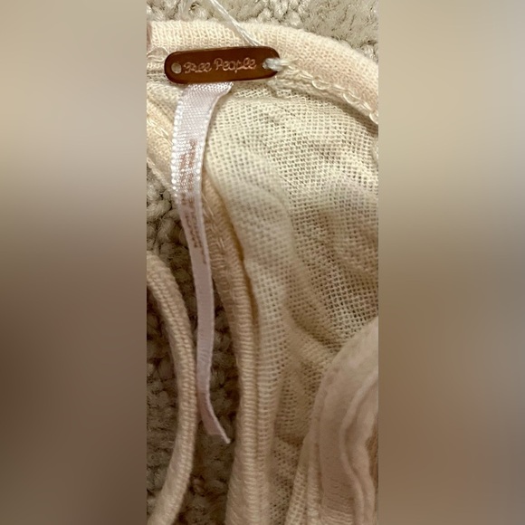 Free People Cream Floral Embroidered Blouse - Picture 4 of 4